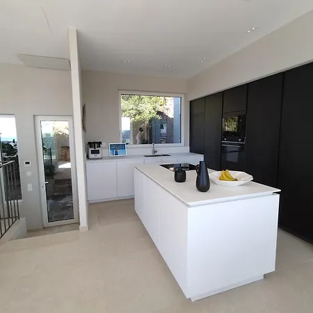 Semesterbostad Lou Roucaou